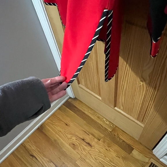 Vintage Red and Black Embroidered Blazer - Picture 6 of 16